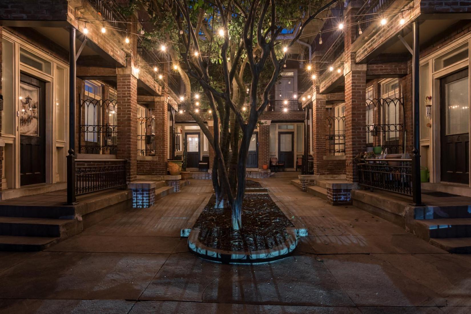 Charming New Orleans-Style Apartment With Gated Courtyard! ليتل روك المظهر الخارجي الصورة